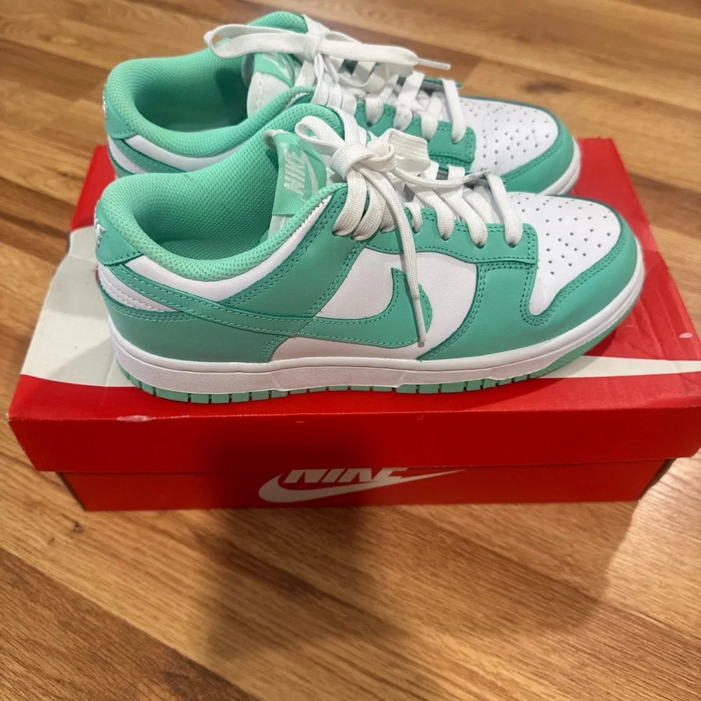 Nike Dunks